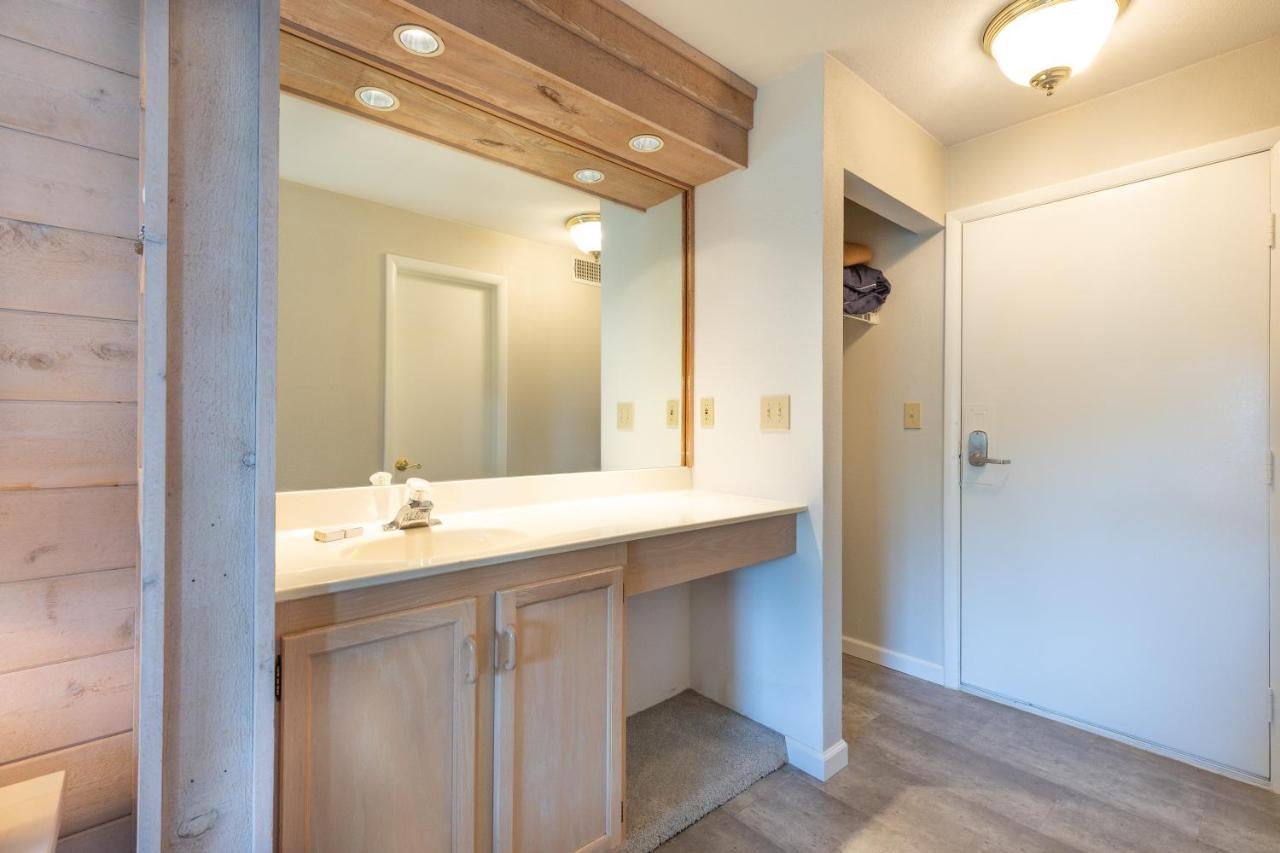 Stoneridge 3br Standard Condo, Sleeps 8! Apartment