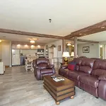 Stoneridge 3Br Standard Condo, Sleeps 8! Condo
