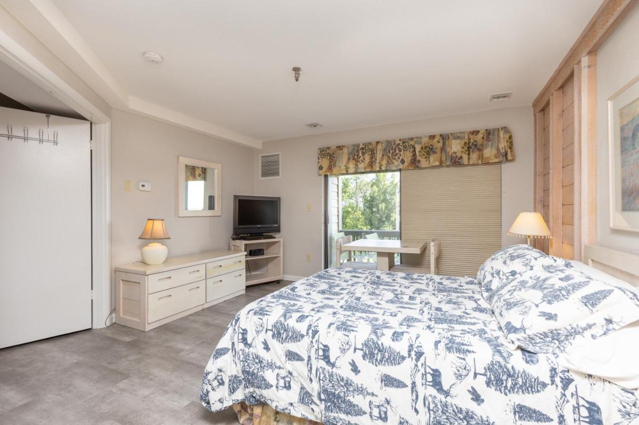 Apartment Stoneridge 3br Standard Condo, Sleeps 8!