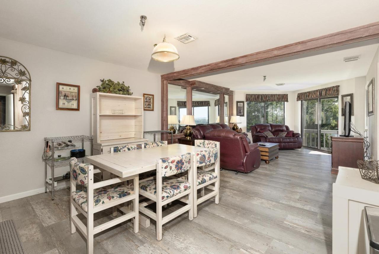 Stoneridge 3br Standard Condo, Sleeps 8! Apartment